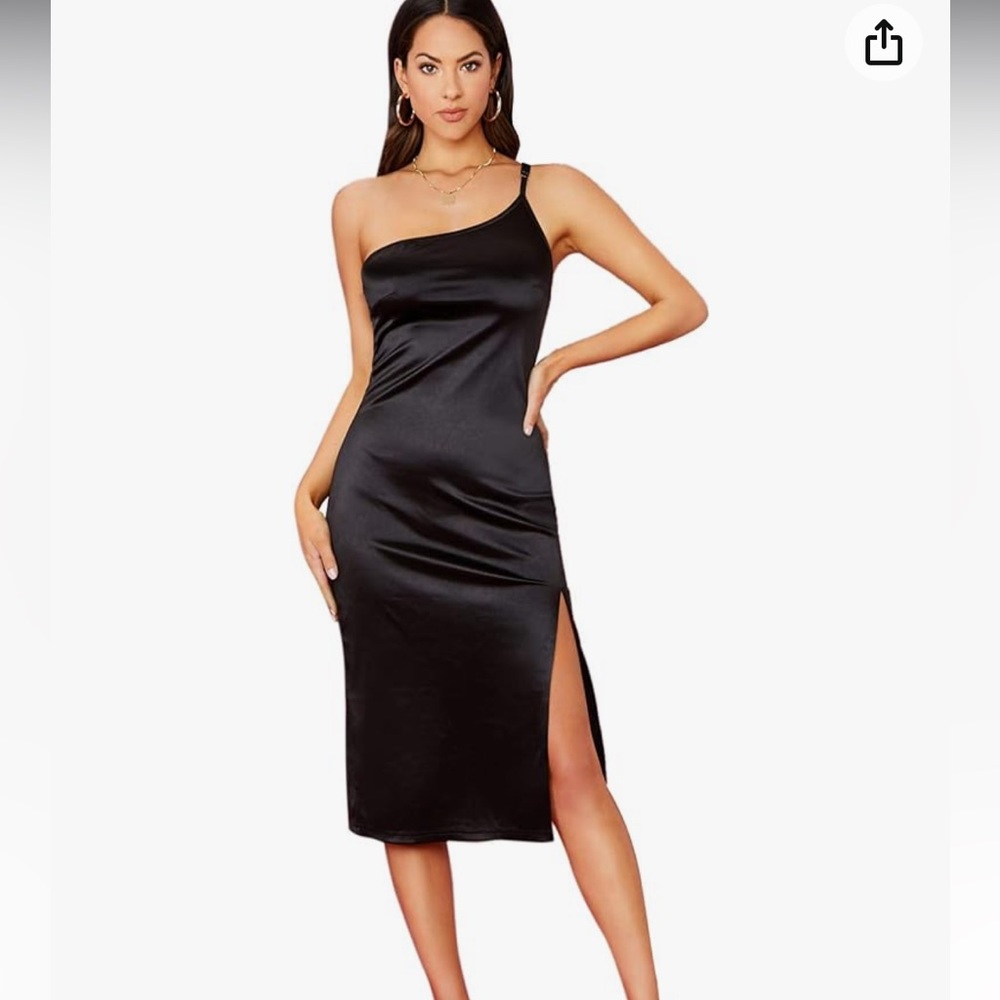 One-Shoulder Mini Dress 🖤